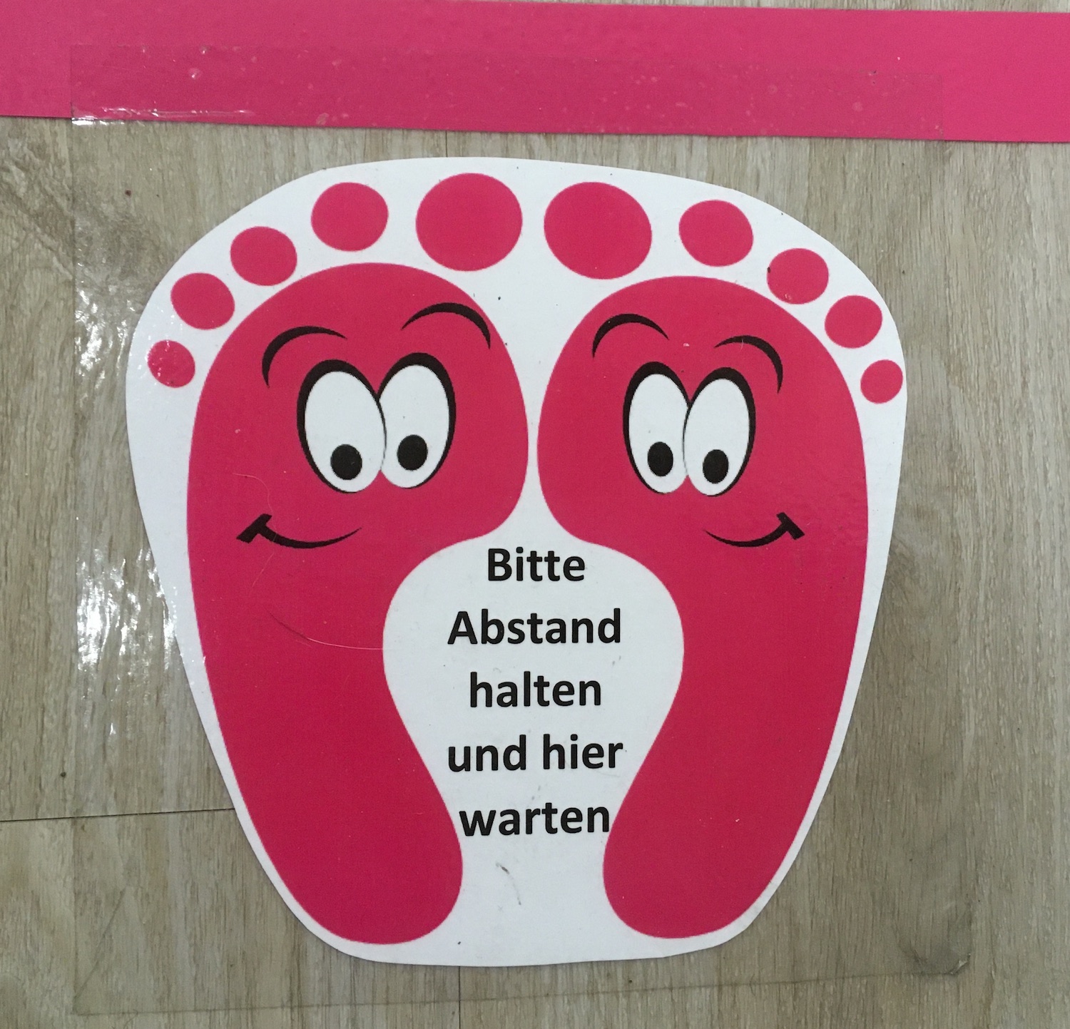 Bild Abstand Covid 19